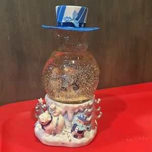 Vintage snow globe